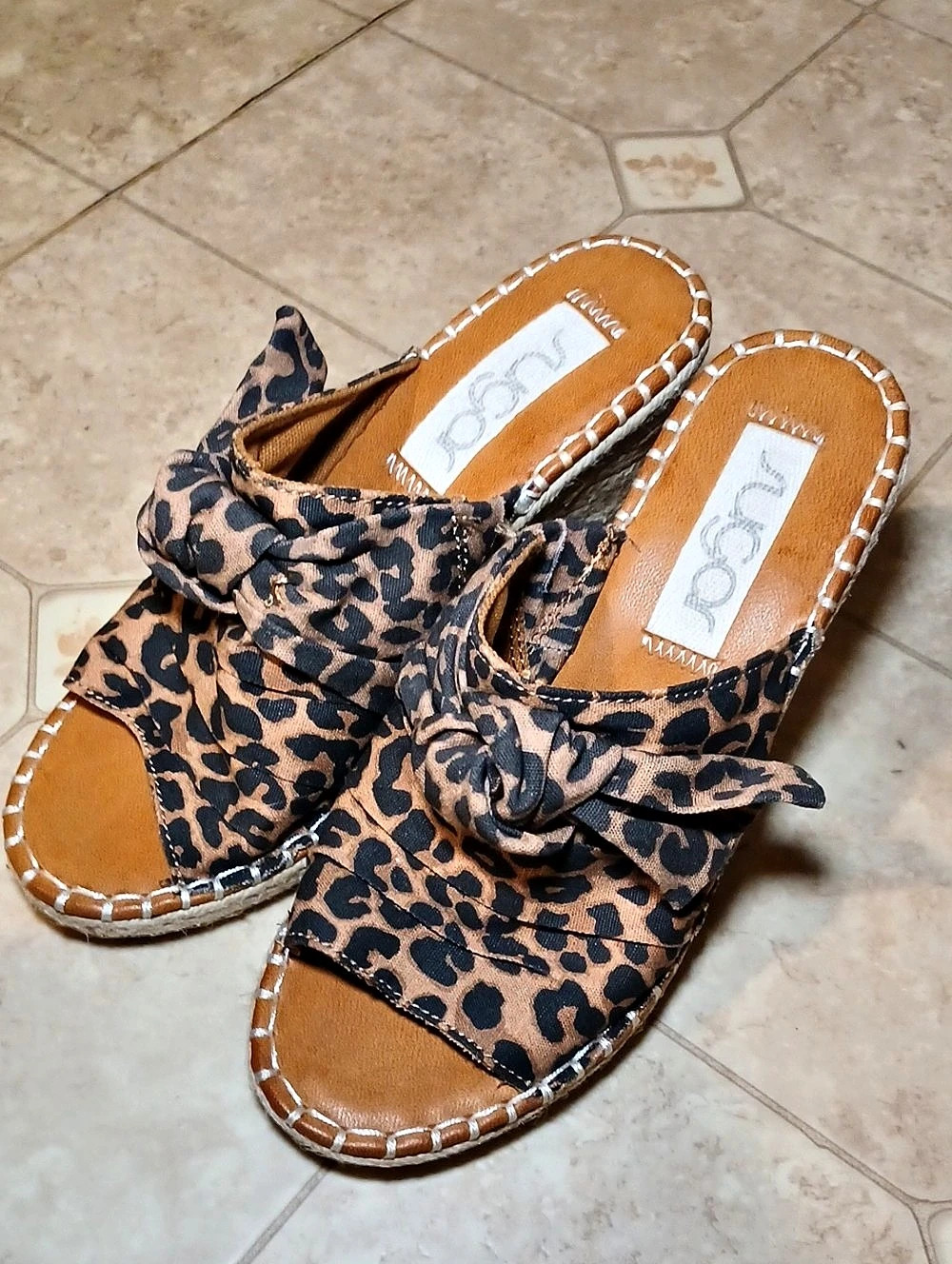 Sugar Leopard Print Espadrille Wedges with Tie Details Size 6.5